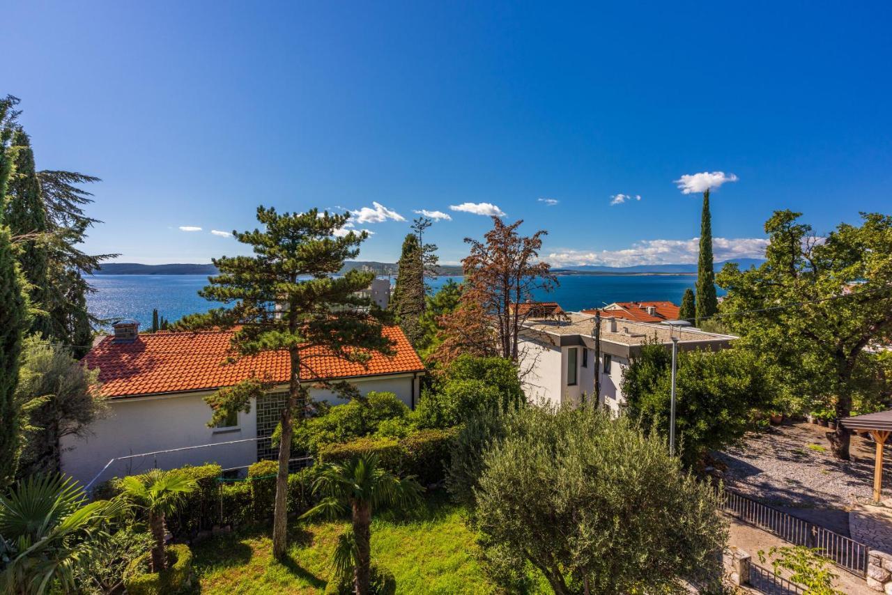 Apartments Hinic Selce Exterior foto